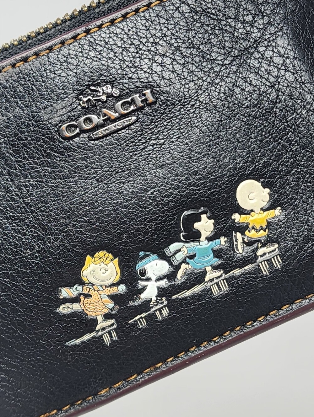 Coach & Snoopy Limited Edition Card Case. - Picture 10 of 10